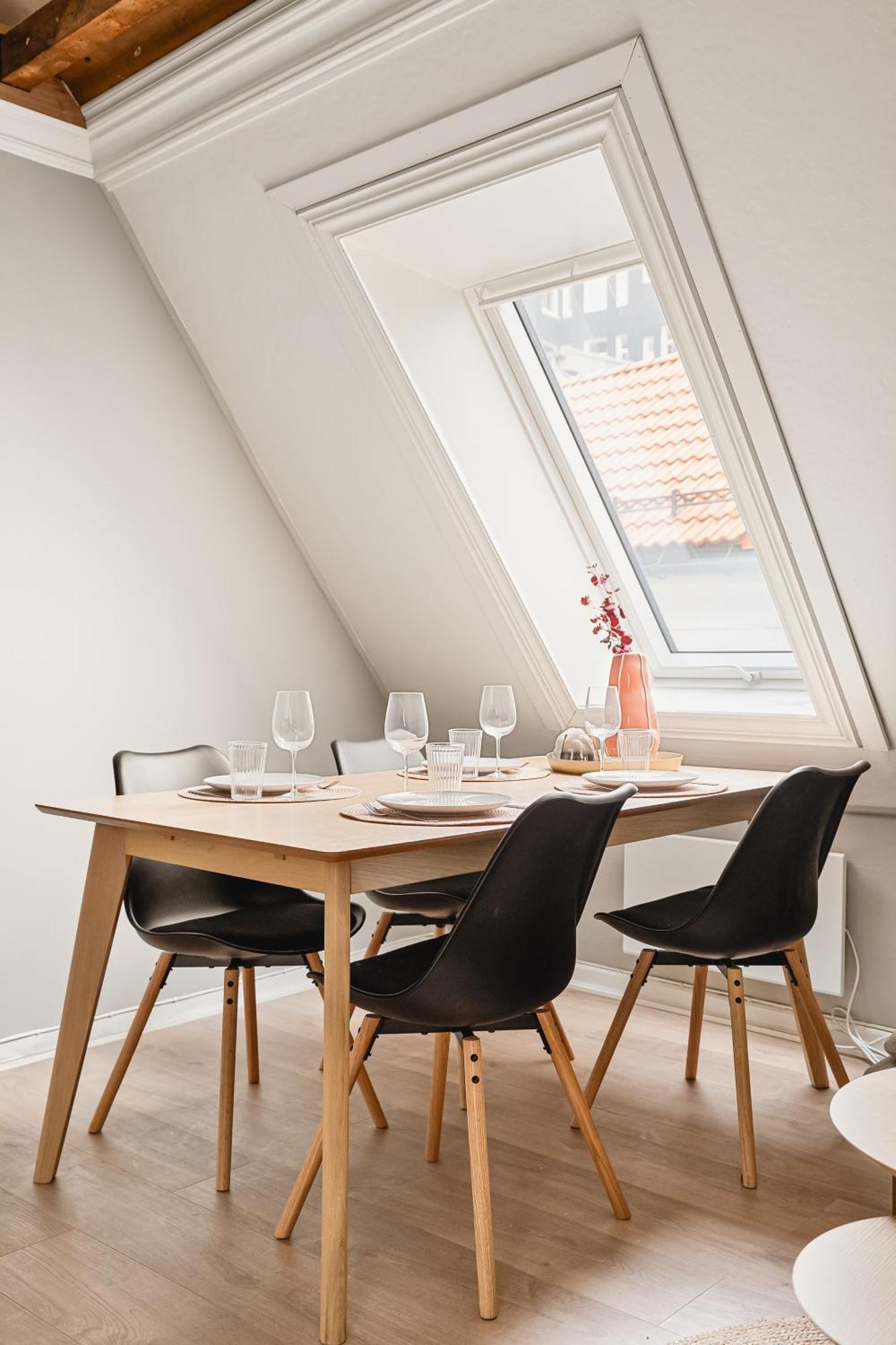 2024 Renovated Luxury Penthouse! Up To 9 Guests! Apartment Bergen Exterior foto